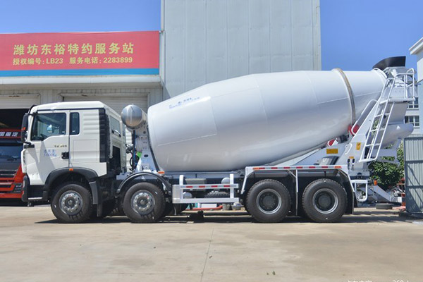 Concrete 8x4 Mixer Truck Sinotruk Howo 340hp 2