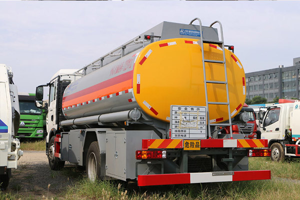 11.98m³ Fuel Tank Truck丨NEW 2