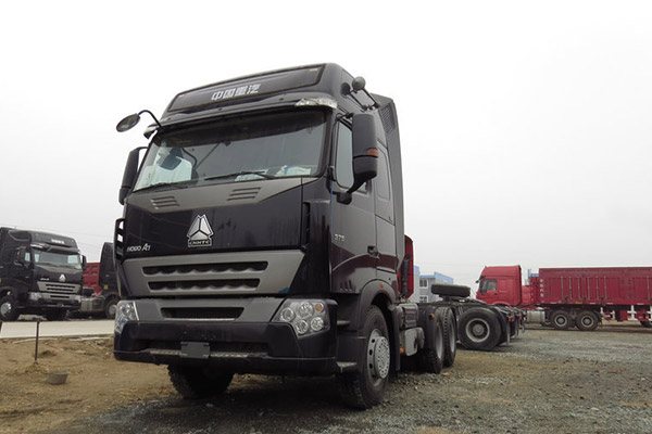 Euro 4 HOWO Used Tractor Truck 375 HP | 39000KM 2