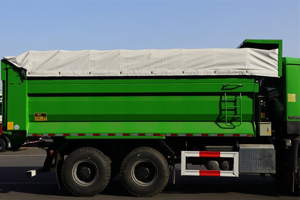 Euro 4 HOWO Dump Truck 400HP丨6x4丨40000KM 3