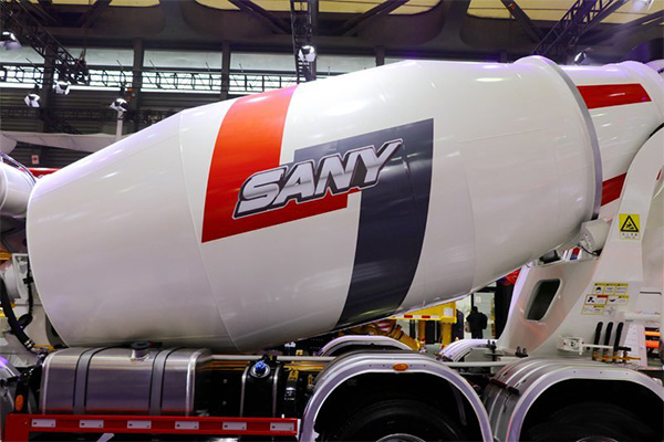 7.99CBM 8x4 SANY C8 Concrete Mixer Truck 313HP 4