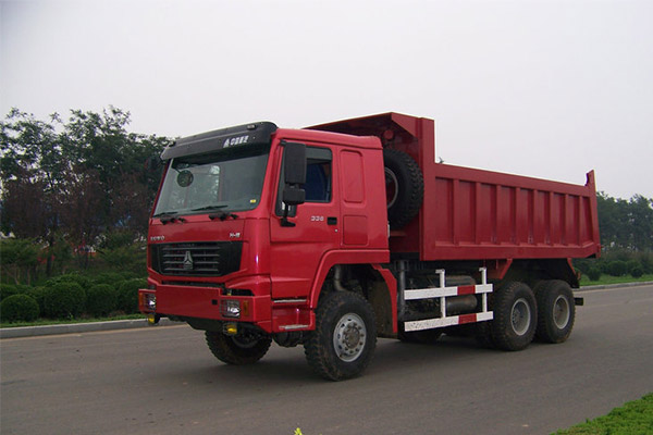 Euro 3 SINOTRUK HOWO-7 Used Dump Truck 300HP丨6x6丨62400KM