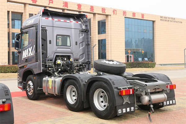 Euro 5 | Sinotruk HOWO Max 510 HP Used Tractor Truck Head Truck for sale 2