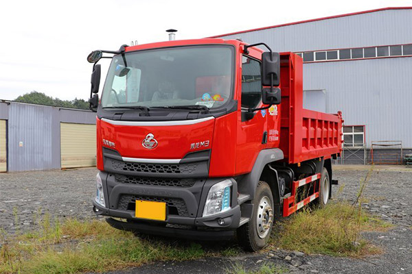 Euro 5 DFAC 4X2 160HP used dump truck