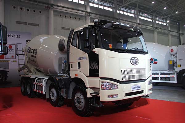 FAW Jiefang J6P 375HP Concrete Mixer Truck