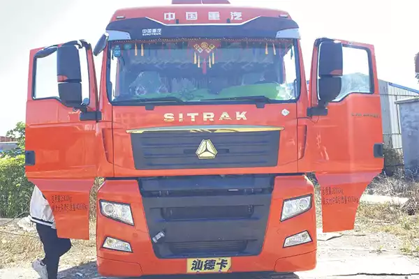 Sinotruk SITRAK 6x4 Uesd Tractor Truck For Sale 2
