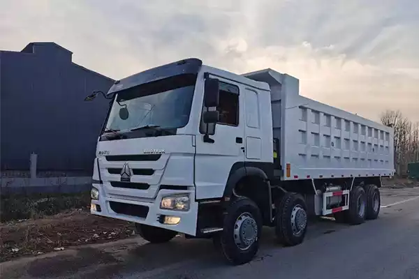 Sinotruck HOWO 12Wheels 40tons Used 8x4 Dump Truck