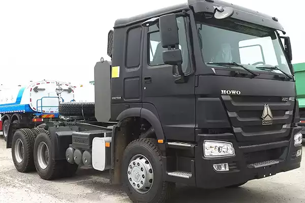 Sinotruk Howo 6x4 420 HP Used Trailer Tractor Truck Head Trucks For Sale 2