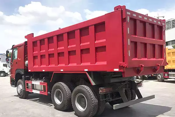 Sinotruk Howo 6x4 371Hp 10Wheeler 40 Ton Tipper Dump Truck With Low Price 3