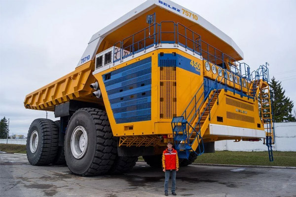 Belaz 75710 mining dump truck